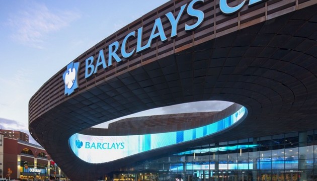 Британський банк Barclays згортає бізнес в РФ