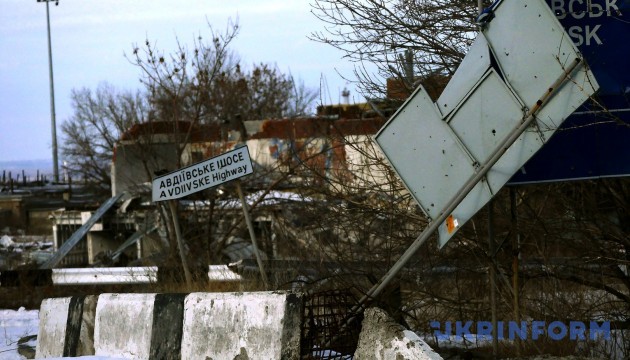У Донецьк бойовики зганяють танки. У Горлівку – техніку і живу силу