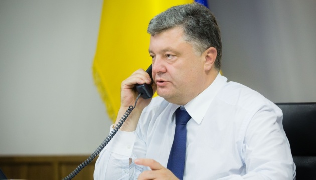 Poroshenko, Merkel discuss situation in Donbas, Nord Stream 2 project