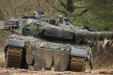 オランダはドイツとデンマークとともにウクライナに戦車レオパルト１を約１００両提供する＝ゼレンシキー宇大統領