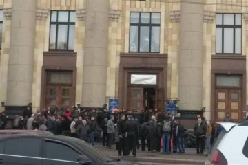 В Харьковской ОГА взрывчатки не нашли