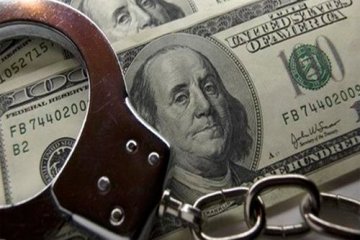 У Запоріжжі керівника підрозділу митниці затримали з $5 тис. хабара