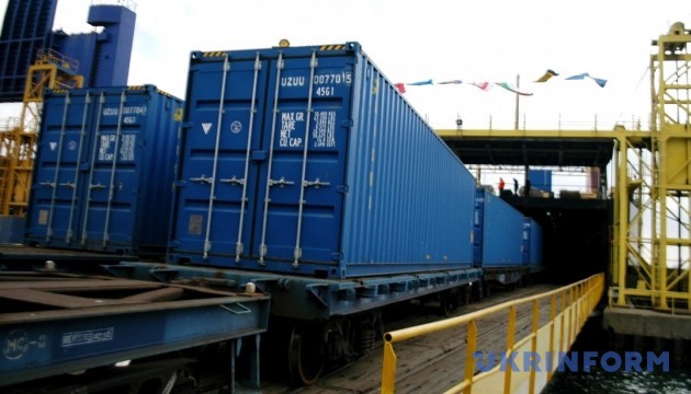 Шовковий шлях: Яценюк доручив прискорити потяг в обхід Росії