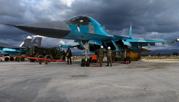 Росія жене до Сирії нові бомбардувальники