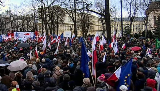 У Варшаві протестували проти прийому «арабських дикунів»