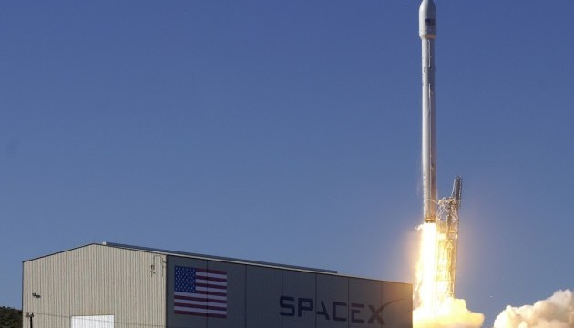 Черговий старт ракети Falcon 9 запланований у лютому