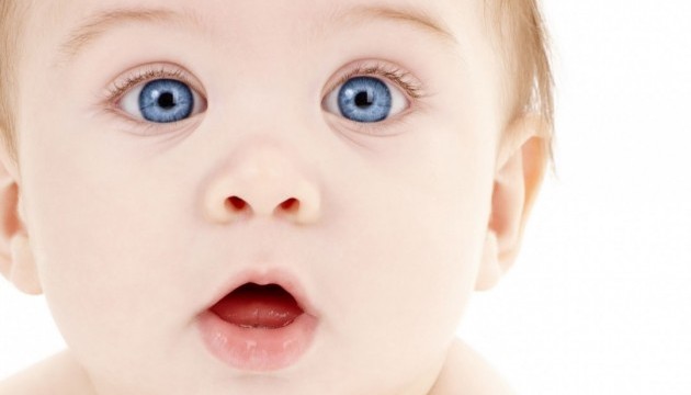 Вчені: немовлята бачать те, чого ніколи не побачать дорослі