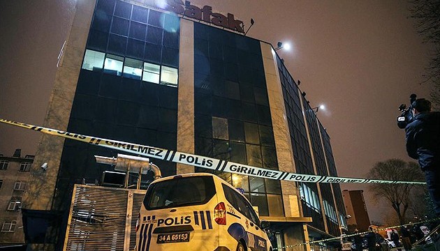 У Стамбулі обстріляли офіси двох газет