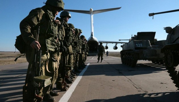 У Криму приземлились 400 російських десантників