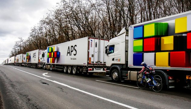 Traffic delays for trucks at Ukrainian-Polish border