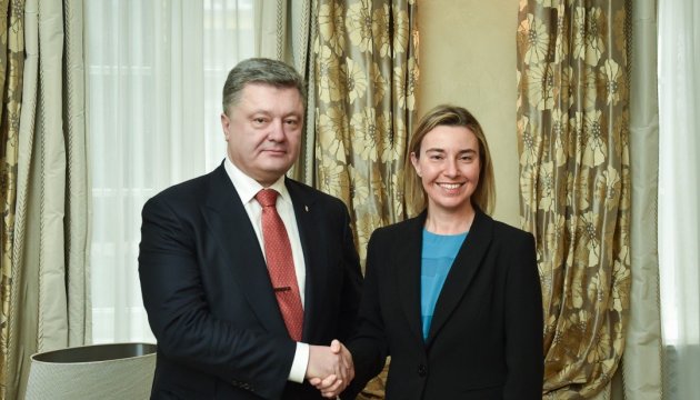 Poroshenko se reúne con Mogherini en Nueva York