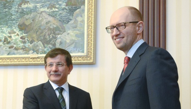 Яценюк вбачає у турецькому кредиті підтримку реформ в Україні