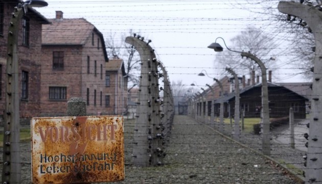 Колишній охоронець Освенцима помер за лічені дні до суду
