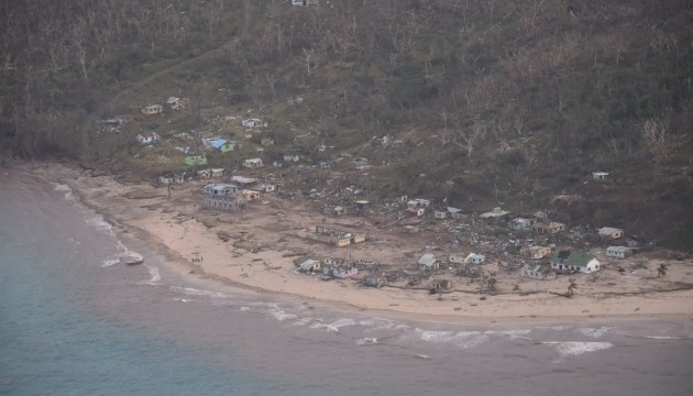Кількість жертв буревію на Фіджі зросла до 29