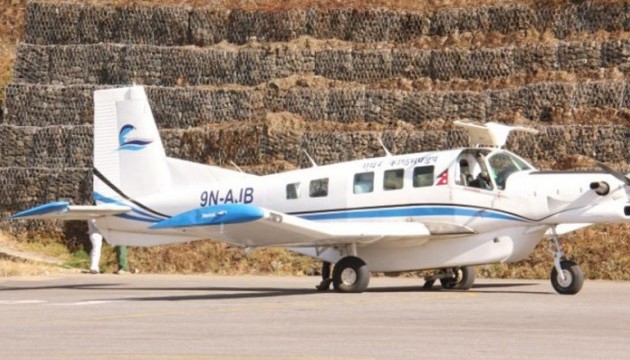 У Непалі розбився другий за тиждень літак, є жертви