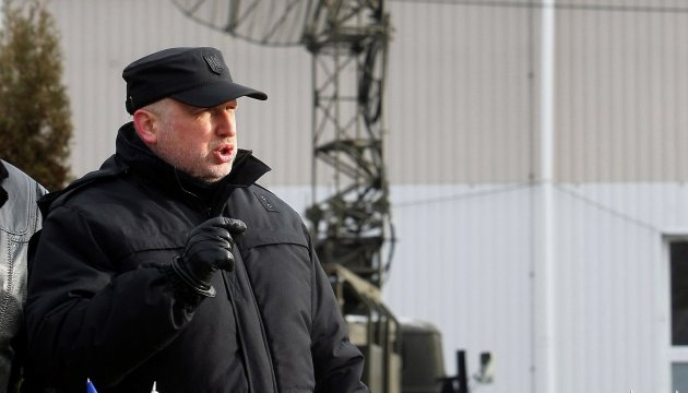 Turchynov informs Duda on violations of security state in eastern Ukraine 