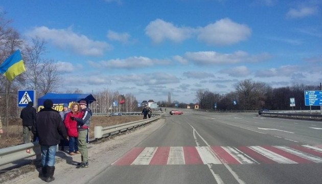 Російські фури блокують і на Сумщині