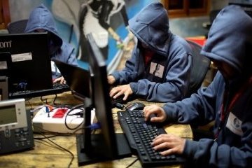 Польська “афера Wikileaks”: вкрадені листи топ-посадовця і російський слід