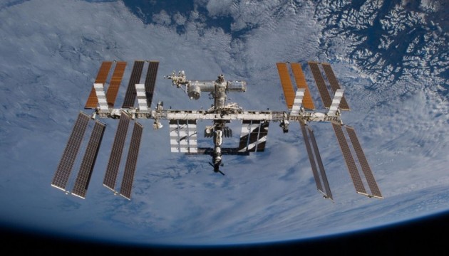 Капсула з космонавтами МКС приземлилася в Казахстані