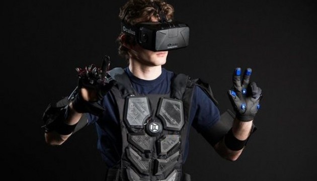 Розробники представили костюм віртуального геймера