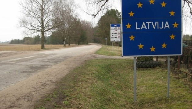 Lettland baut fast drei Meter hohe Mauer an der Grenze zu Russland