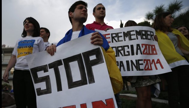 Парламент Італії відмовився скасувати санкції проти Росії