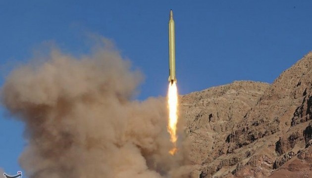 Іран запустив ще 2 балістичні ракети - попри загрозу санкцій 