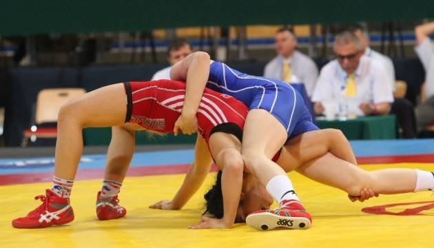 Українські борці виграли ще три медалі чемпіонату Європи