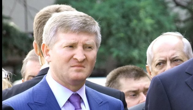 Cyprus court freezes $820 mln of Akhmetov's assets - FT