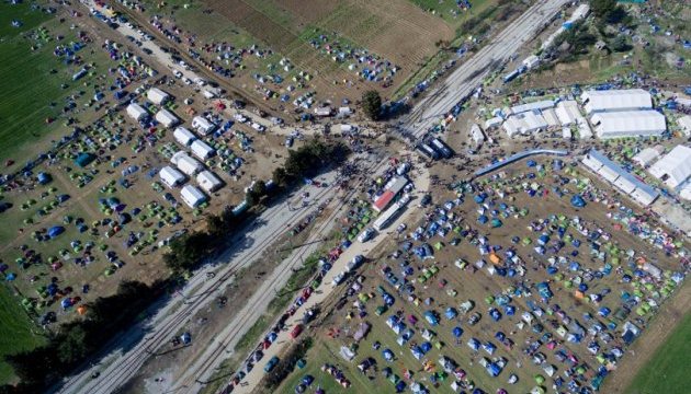 Грецький міністр порівняв табір для біженців із Дахау
