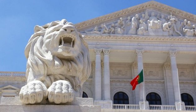 Парламент Португалії може відмовити Туреччині та Греції у грошах