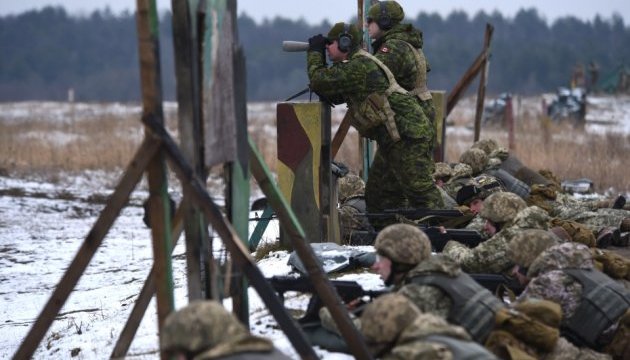 Українські та канадські військові провели спільні стрільби 