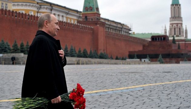Держдума піднесе Путіну парне число квітів