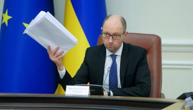 Yatsenyuk sees no alternative to current government