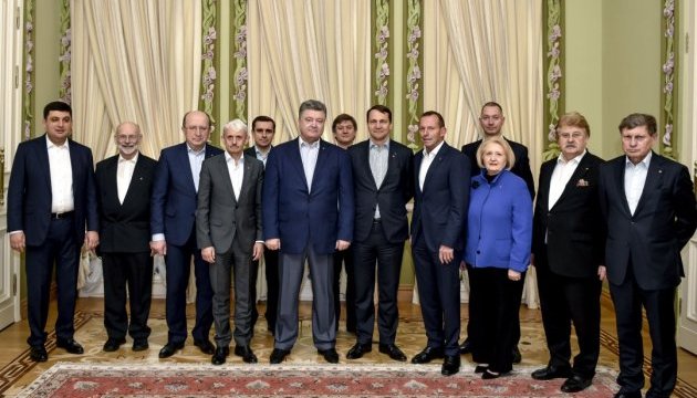 Міжнародні консультанти допоможуть Україні з реформами - Порошенко