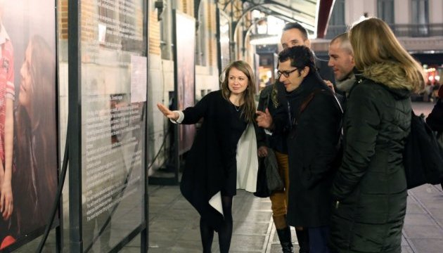 У Брюсселі фотовиставка розповідає про долі переселенців з Донбасу. Фото