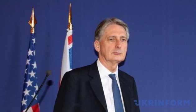 Міністр фінансів Британії через теракт перервав поїздку до Брюсселя