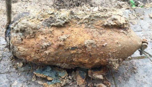 У Німеччині через бомбу часів Другої світової евакуювали близько 30 000 людей