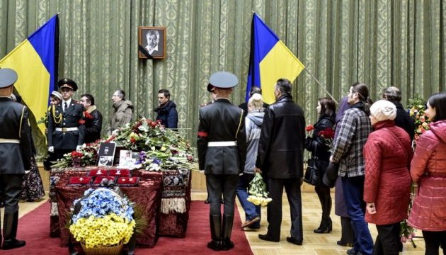 У Києві провели в останню путь Леся Танюка