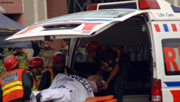 Офіційно: теракт у Пакистані вбив 56 людей, 200 поранених