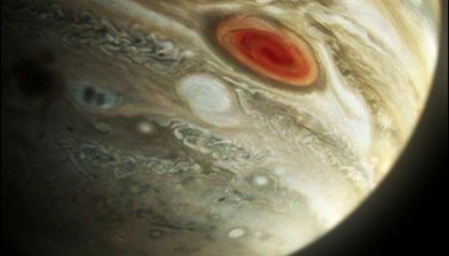 Вчені розкрили секрет Великої Червоної Плями на Юпітері
