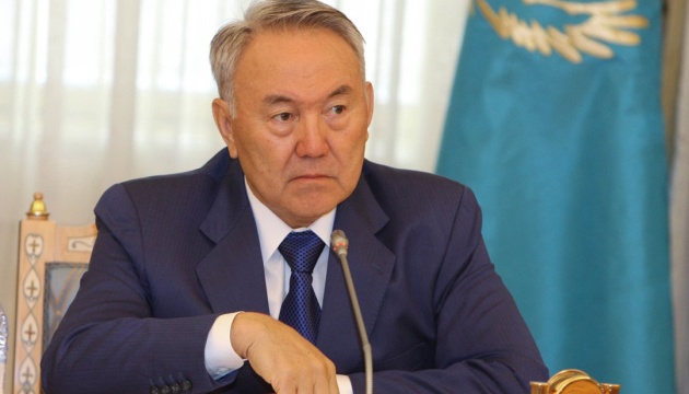 Президент Казахстану Назарбаєв пішов у відставку