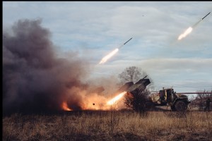 Армія РФ уночі атакувала Нікопольський район з артилерії, «Градів» та FPV-дронами