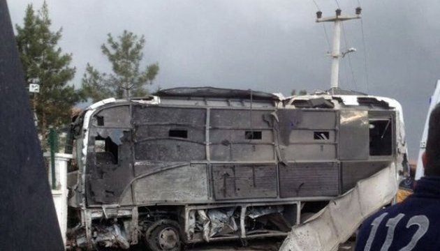 Турецькі силовики затримали виконавця теракту в Діярбакирі