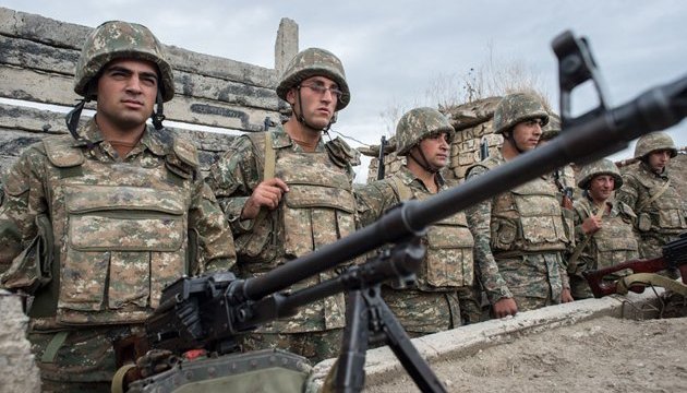 Нагірний Карабах: Азербайджан заявляє про 112 вірменських обстрілів