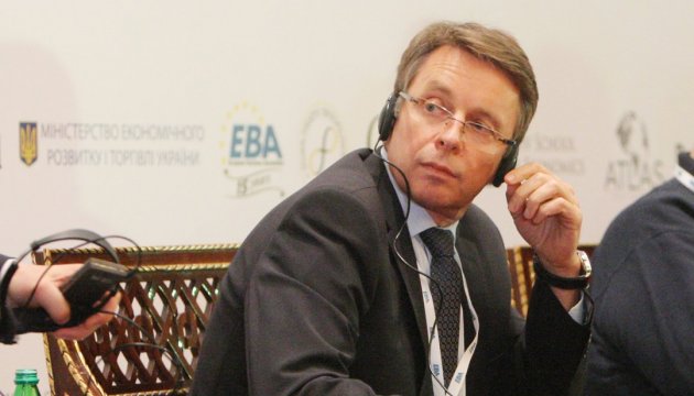 Miklos advises Ukrainian government to focus on privatization