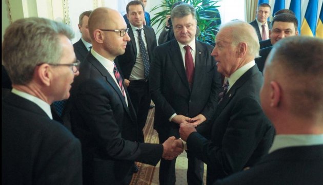 Yatsenyuk, Biden held phone conversation on Sunday morning