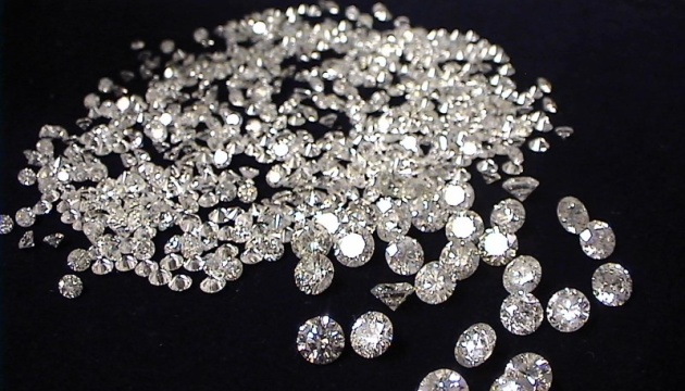 Канада заборонила імпорт російських діамантів