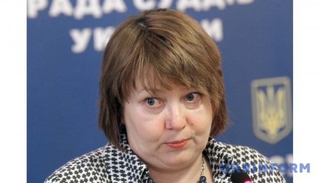 Зарплата суддів в Україні має бути не менше 2 тисяч доларів - Симоненко