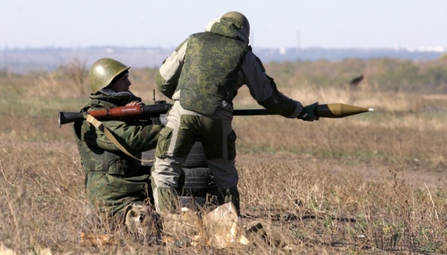 Militants shell Ukrainian troops 42 times over past day